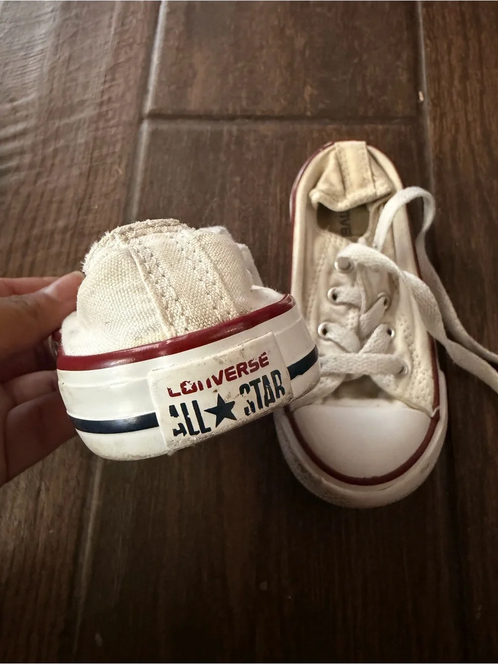 Converse Kids Low-Top Canvas Sneakers in Off-White with Red Trim